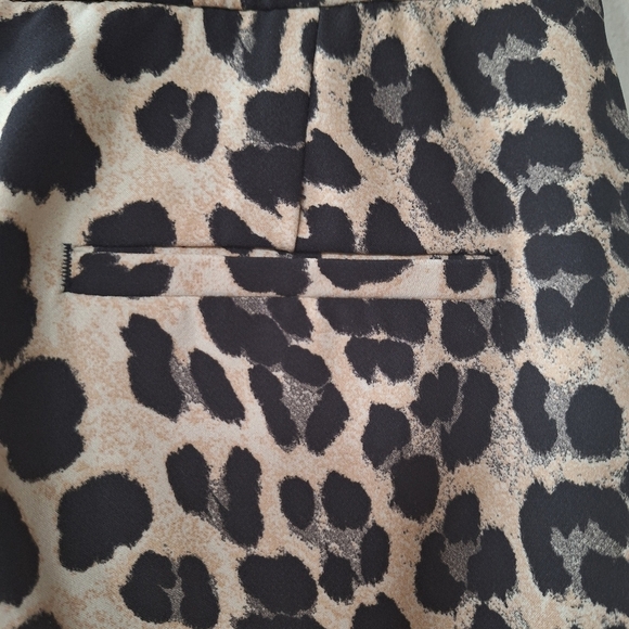 Zara Basic Mini Flare Leopard Pants. Stretchy. Womens size S - Picture 6 of 8